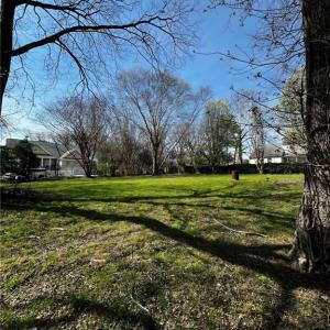 Photo #4 of 105 Prentiss Lane, Hampton, Virginia 0.5 acres