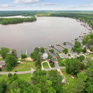 Photo #12 of 3029 Riverside Drive, Lanexa, Virginia 0.3 acres