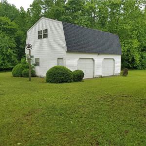Det 2 story garage