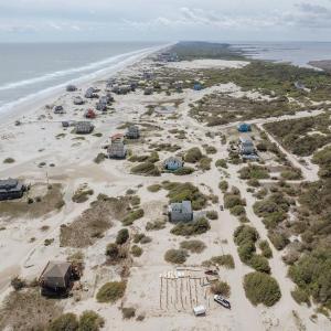 Photo #13 of 1605 Ocean Pearl Road, Corolla, North Carolina