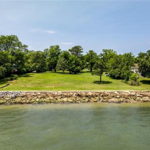 Photo #12 of 1506 Chesapeake Avenue, Hampton, Virginia 0.7 acres