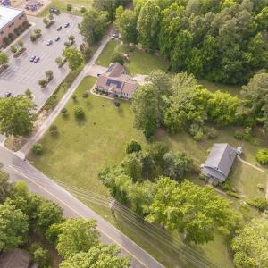 Photo #7 of 412 Waller Mill Road, Williamsburg, Virginia 3.9 acres