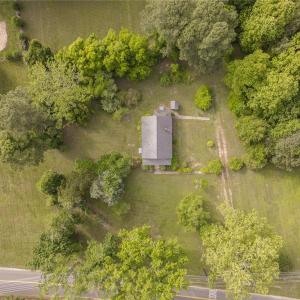 Photo #8 of 412 Waller Mill Road, Williamsburg, Virginia 3.9 acres