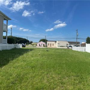 50’x120’ vacant lot, almost directly across from 9th Bay St. Public Beach Access