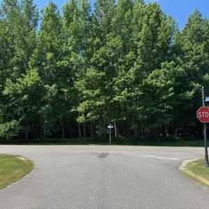 Photo #18 of 27 East West Parkway, Gloucester, Virginia 2.4 acres