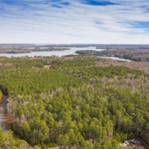 Photo #10 of 27 East West Parkway, Gloucester, Virginia 2.4 acres