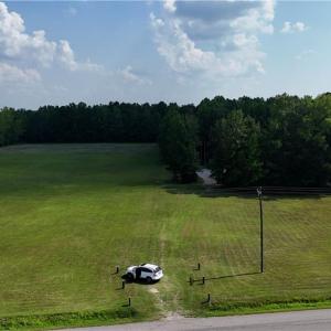Photo #31 of 10510 Magnet Drive, Smithfield, Virginia 19.5 acres