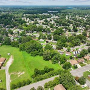 Photo #5 of 691 Dresden Drive, Newport News, Virginia 2.1 acres