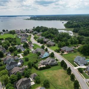 Photo #8 of 313 Tindall's Court, Suffolk, Virginia 0.6 acres