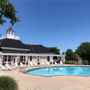 Photo #14 of 313 Tindall's Court, Suffolk, Virginia 0.6 acres