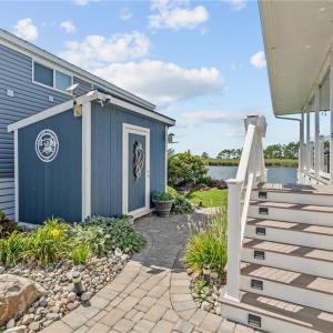 Photo #12 of 3665 Sandpiper Road, Virginia Beach, Virginia