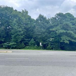 Photo #3 of 17 George Washington Memorial Highway, Hayes, Virginia 2.3 acres