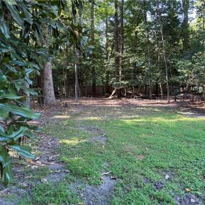 Photo #3 of 118 The Maine, Williamsburg, Virginia 0.6 acres