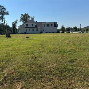 Photo #4 of 5205 Woolwich Court, Virginia Beach, Virginia 0.7 acres