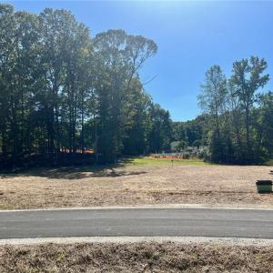 Photo #3 of 5337 RIDGEWOOD Hills, Williamsburg, Virginia 0.5 acres