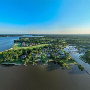 Photo #41 of 1540 Harbor Road, Williamsburg, Virginia 0.4 acres