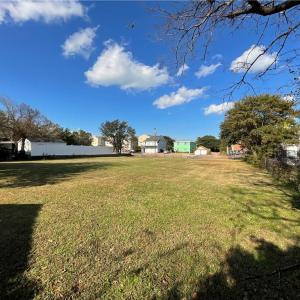 Photo #8 of 1923 Ocean View Avenue, Norfolk, Virginia 0.3 acres