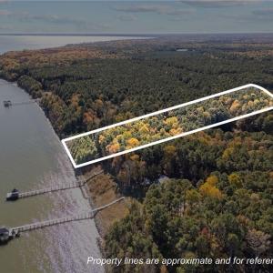 Photo #3 of 1437 Lawnes Neck Drive, Smithfield, Virginia 5.0 acres