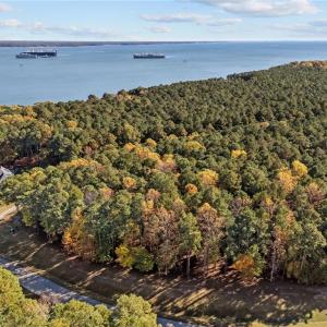 Photo #11 of 1437 Lawnes Neck Drive, Smithfield, Virginia 5.0 acres