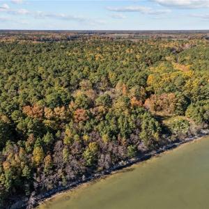 Photo #13 of 1437 Lawnes Neck Drive, Smithfield, Virginia 5.0 acres