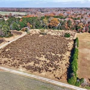 BEAUTIFUL, QUIET LOCATION!