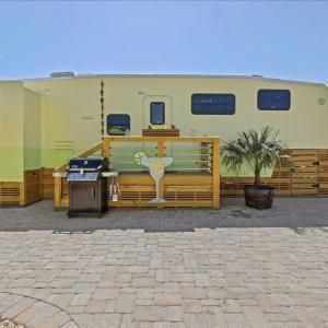 Photo #5 of 3665 Sandpiper Road, Virginia Beach, Virginia