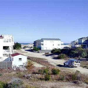 Photo #10 of 1675 Ocean Pearl Road, Corolla, North Carolina