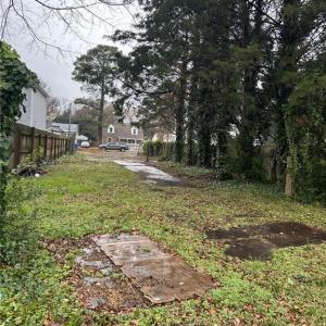 Photo #2 of 2922 Marne Avenue, Norfolk, Virginia