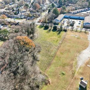 Photo #5 of 691 Dresden Drive, Newport News, Virginia 2.1 acres