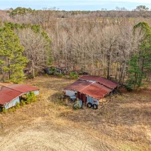 2 old buildings Do NOT enter