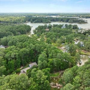 Photo #5 of 106 Anchor Drive, Yorktown, Virginia 1.7 acres