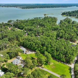 Photo #10 of 106 Anchor Drive, Yorktown, Virginia 1.7 acres