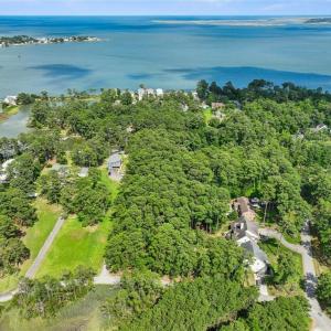 Photo #10 of 106 Anchor Drive, Yorktown, Virginia 1.7 acres