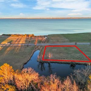 Photo #3 of 112 Hammock View Court, Aydlett, North Carolina 0.5 acres