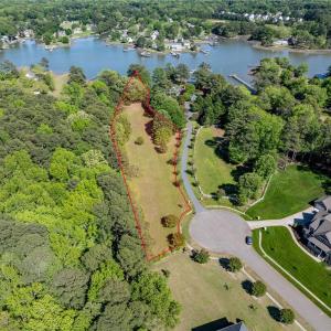 Photo #3 of 105 Ocean Breeze Drive, Yorktown, Virginia 3.0 acres