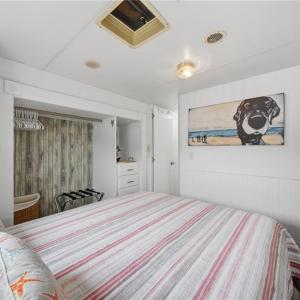 Photo #33 of 3665 Sandpiper Road, Virginia Beach, Virginia