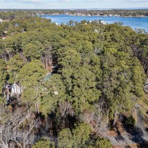 Photo #9 of 713 Ship Point Road, Yorktown, Virginia 0.6 acres