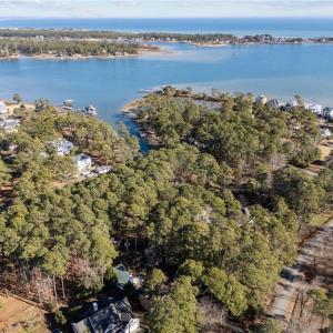 Photo #15 of 713 Ship Point Road, Yorktown, Virginia 0.6 acres