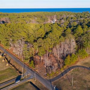 No flood insurance required here.