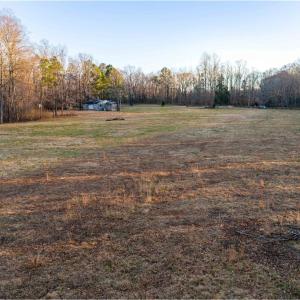 Photo #10 of 9744 Runninghorse Lane, Gloucester, Virginia 18.5 acres
