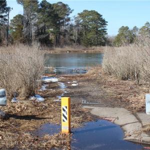 public kayak launch nearby