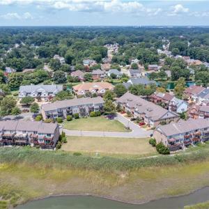 Photo #3 of 730 Charthouse Circle, Hampton, Virginia 1.0 acres