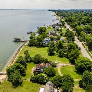 Photo #7 of 1508 Chesapeake Avenue, Hampton, Virginia 0.6 acres