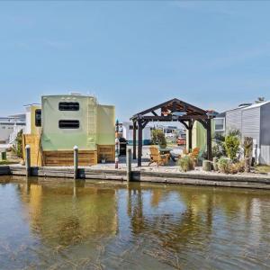 Photo #45 of 3665 Sandpiper Road, Virginia Beach, Virginia