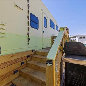 Photo #8 of 3665 Sandpiper Road, Virginia Beach, Virginia