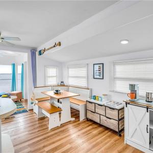 Photo #23 of 3665 Sandpiper Road, Virginia Beach, Virginia