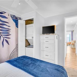 Photo #20 of 3665 Sandpiper Road, Virginia Beach, Virginia