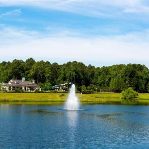 Founders Pointe common area