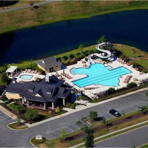Founders Pointe Residents' Club and Pool