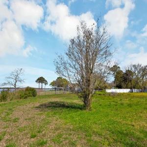 Photo #5 of 15 King Kove Lane, Hampton, Virginia 0.6 acres